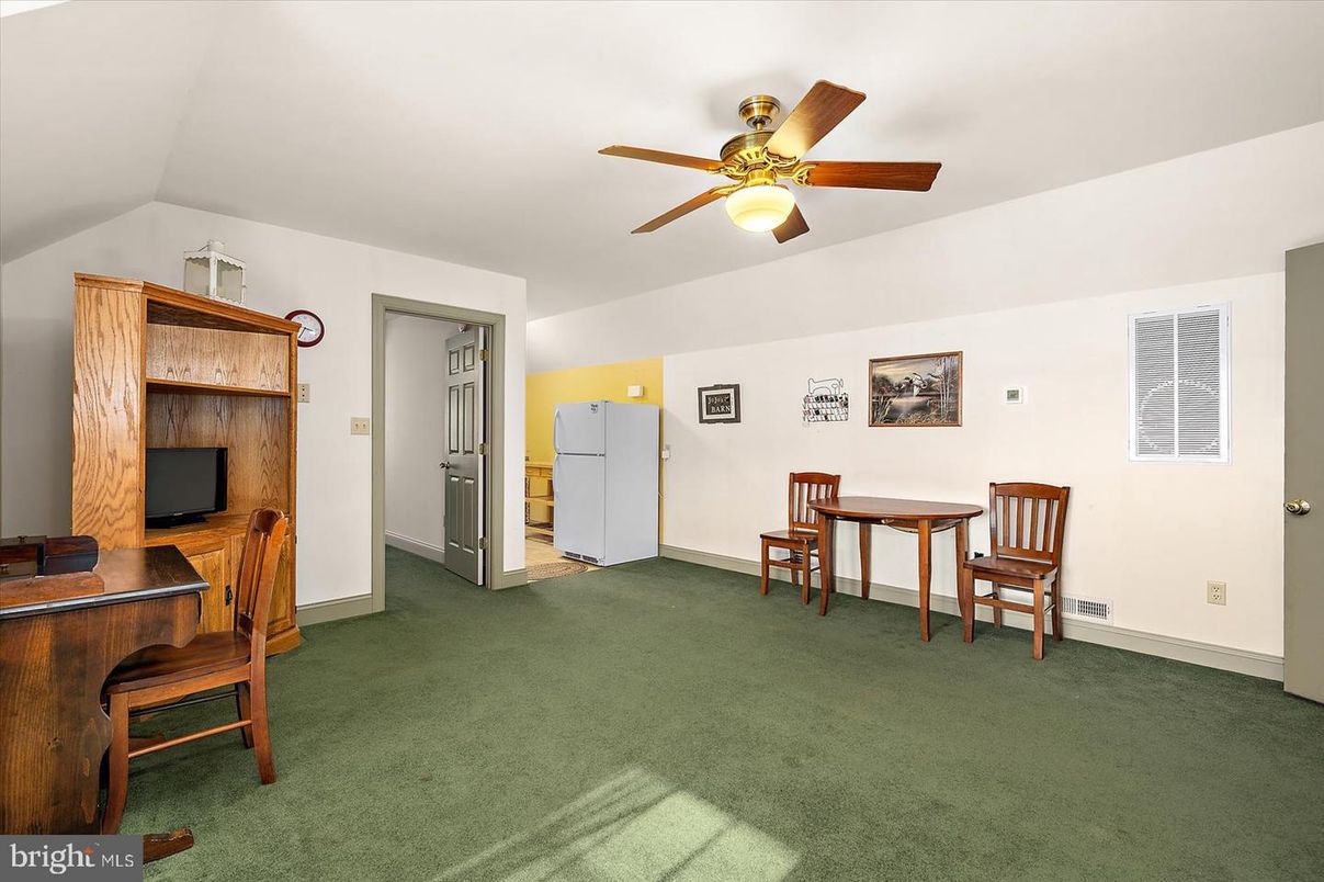 Dining room, Interior