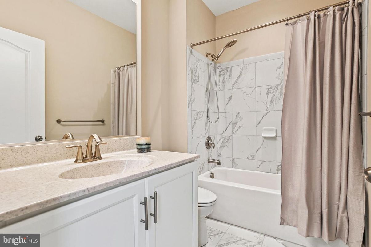 Bathroom, Interior, Marble, Marble Walls