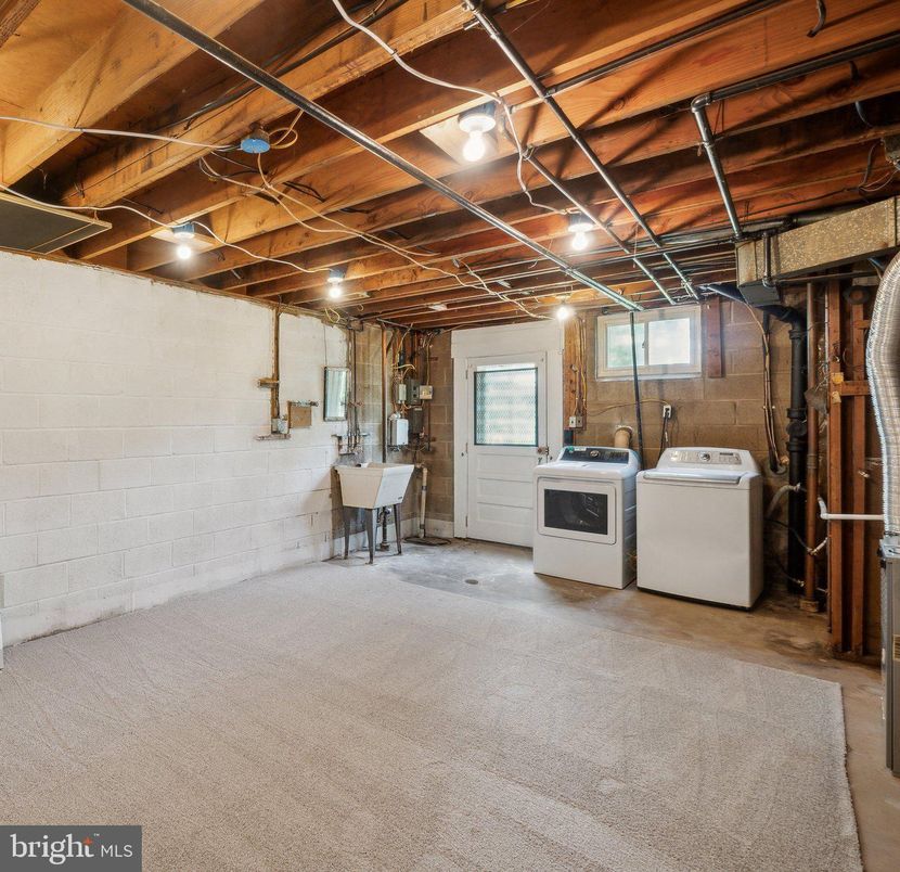 Interior, Stone Walls, Washer, Wooden Beams, Wooden Ceilings
