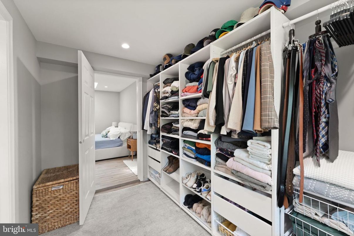 Interior, Recessed Lighting, Walk-in Closets