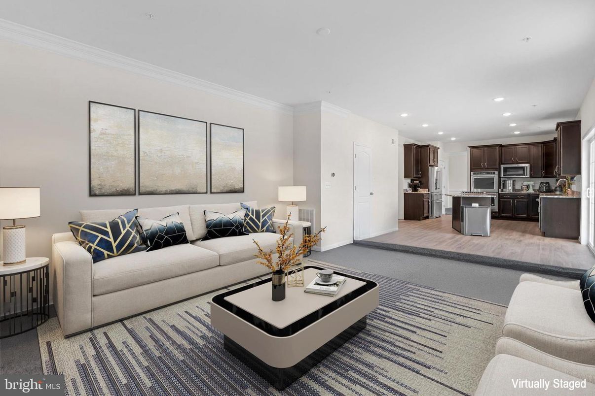 Interior, Kitchen, Living room, Recessed Lighting, Stainless Steel Appliances
