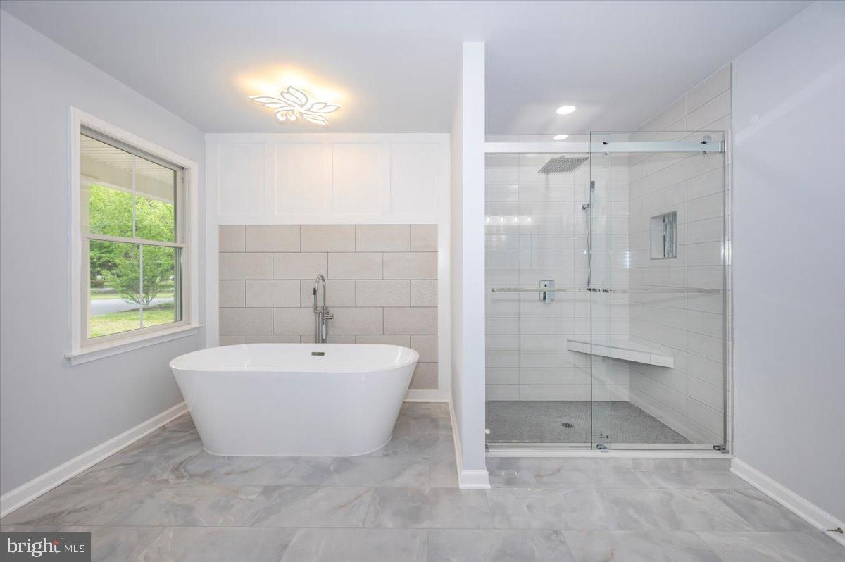 Bathroom, Free Standing Baths, Glass Shower, Interior, Recessed Lighting
