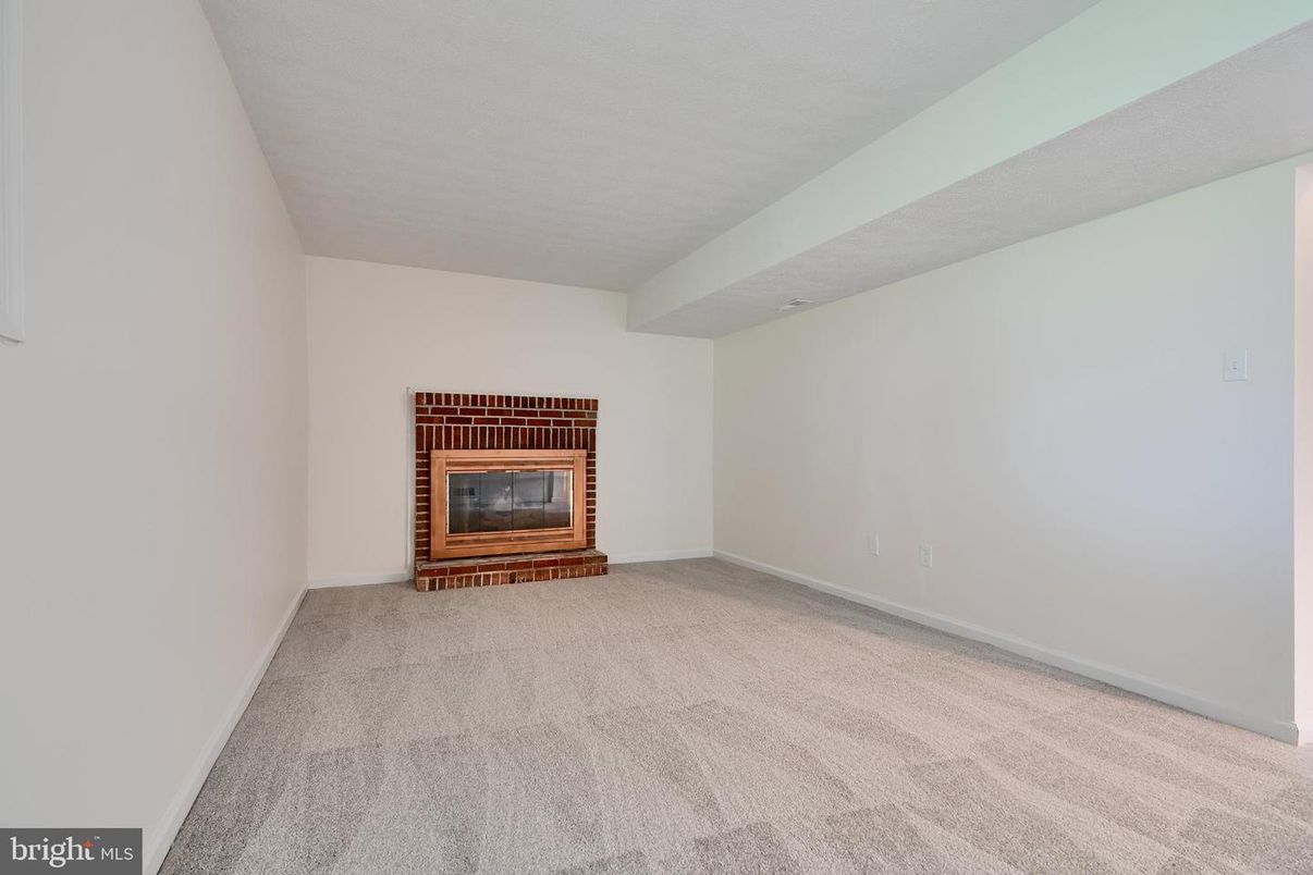 Empty room, Fireplace, Interior