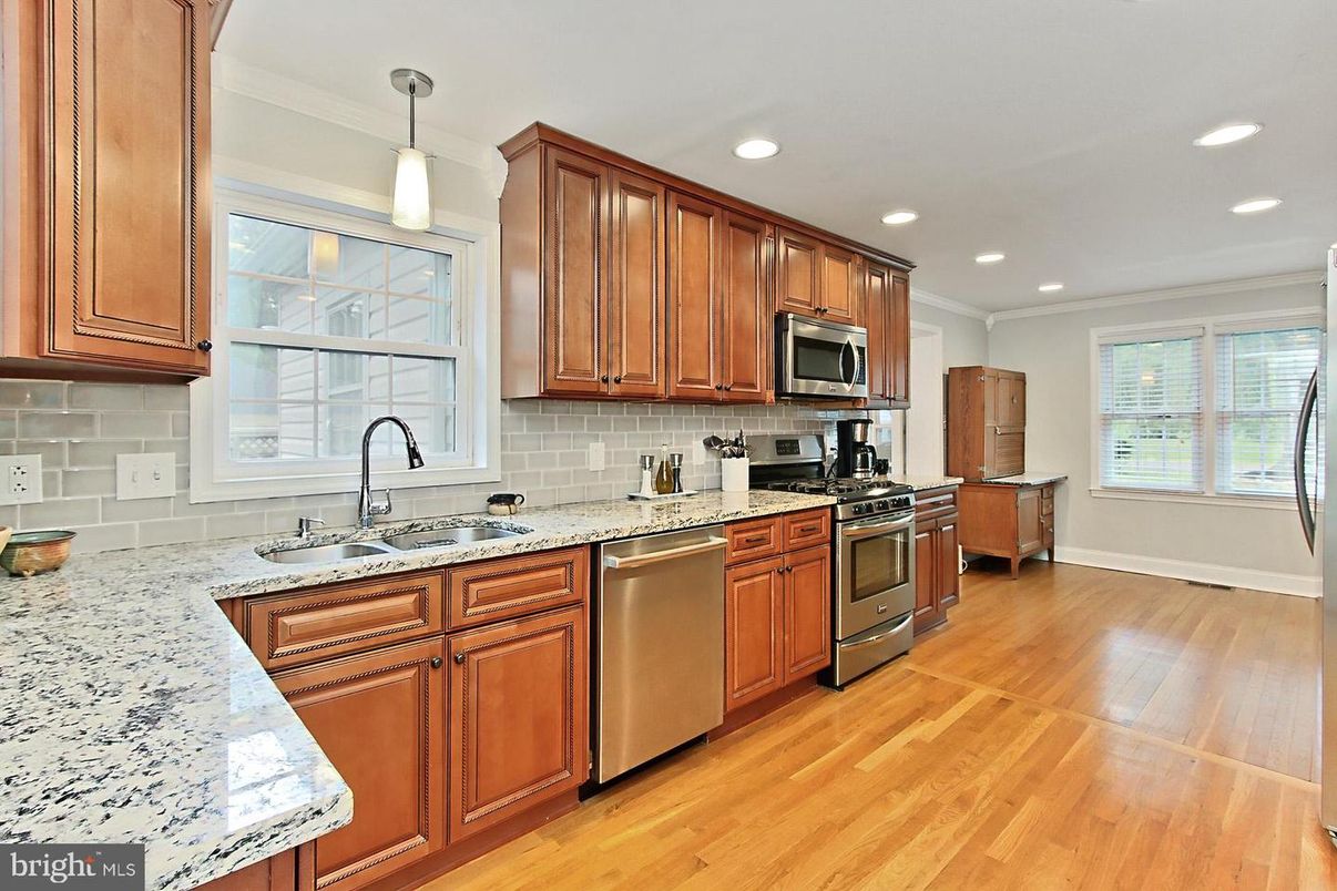 Interior, Kitchen, Pendant Lights, Recessed Lighting, Stainless Steel Appliances, Wood Texture Flooring