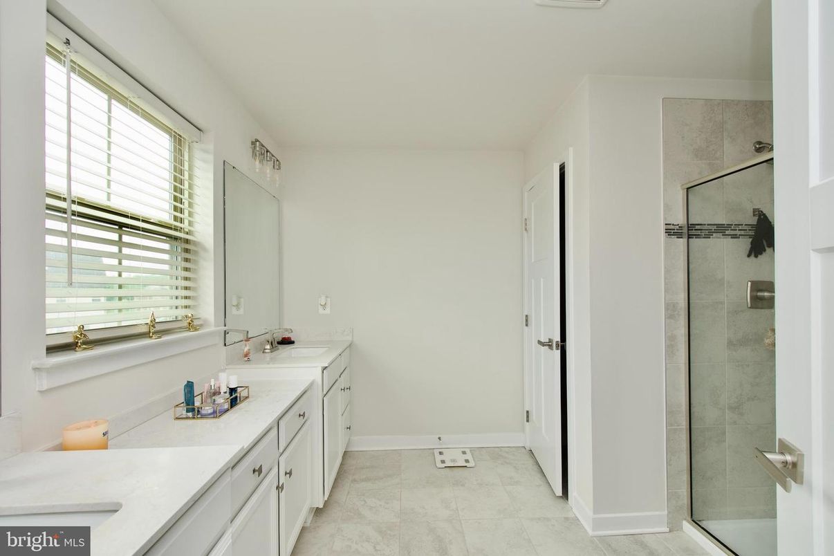 Bathroom, Dual Sink Vanities, Glass Shower, Interior