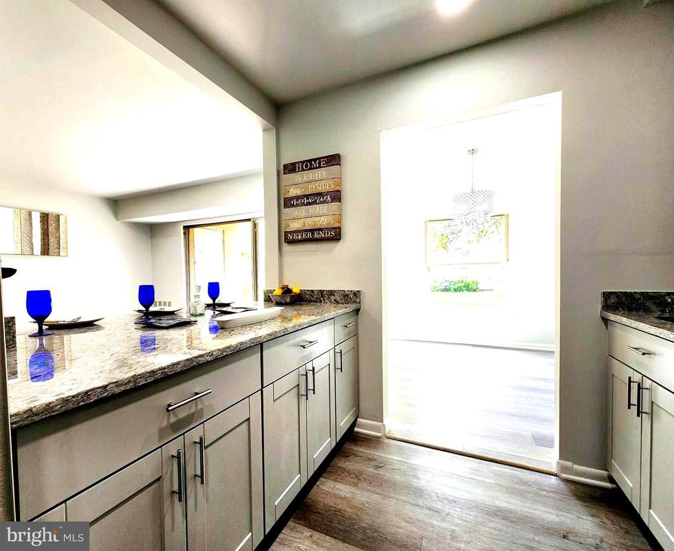 Chandelier, Interior, Recessed Lighting, Wood Texture Flooring
