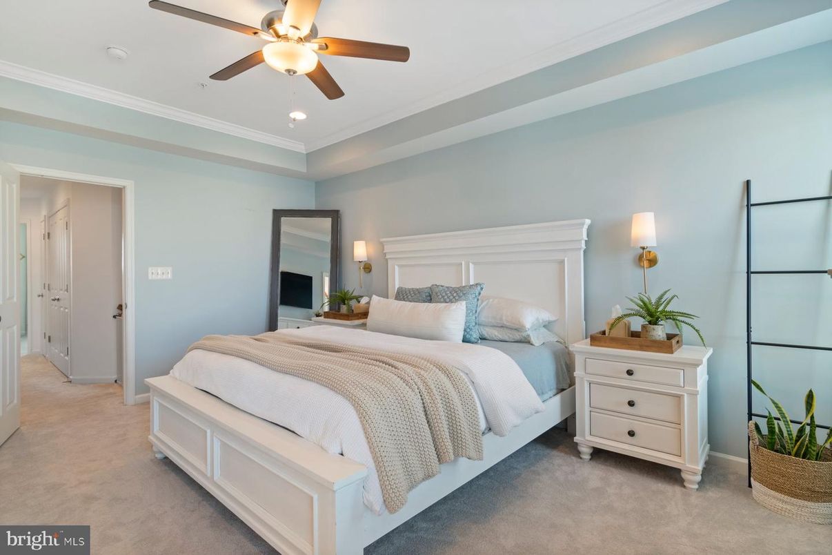 Bedroom, Interior, Recessed Lighting