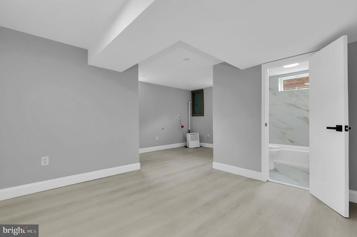 Bathroom, Empty room, Interior, Recessed Lighting, Wood Texture Flooring