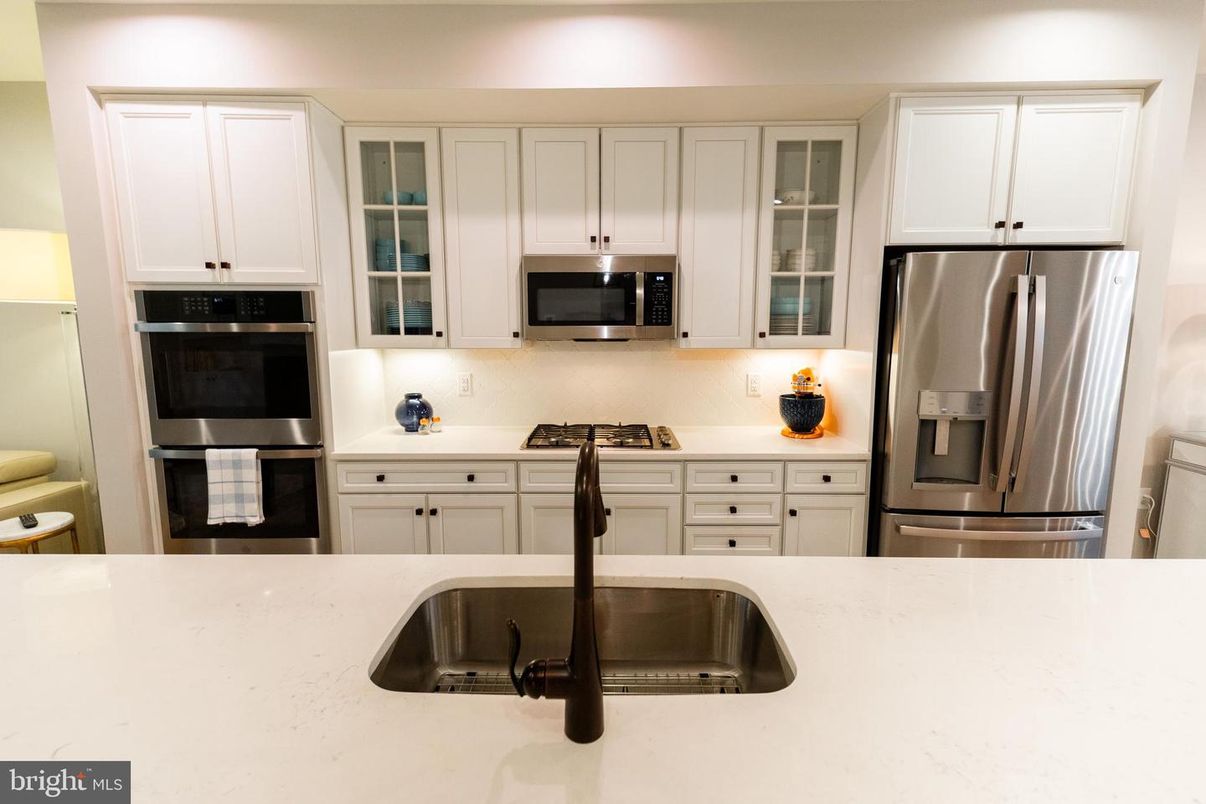 Interior, Kitchen, Stainless Steel Appliances