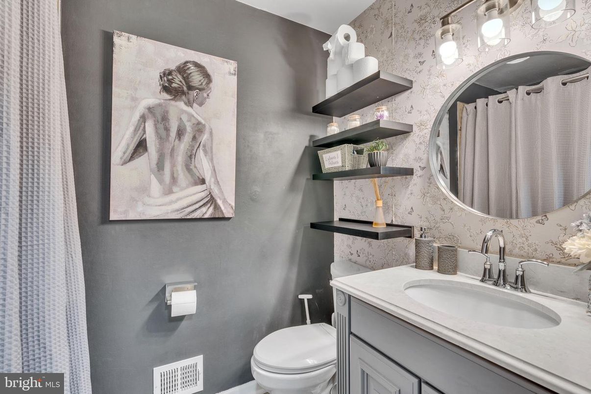 Bathroom, Interior