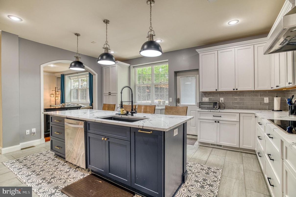 Interior, Kitchen, Pendant Lights, Recessed Lighting