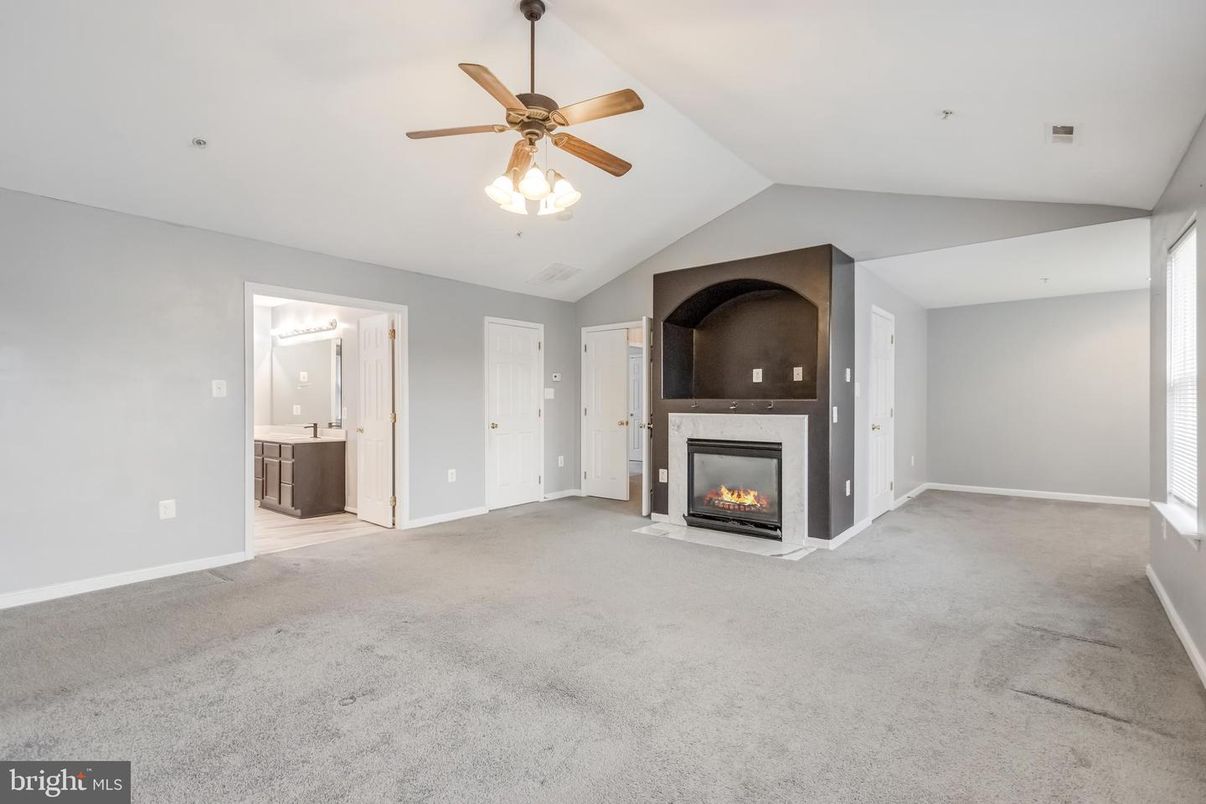 Empty room, Fireplace, Interior