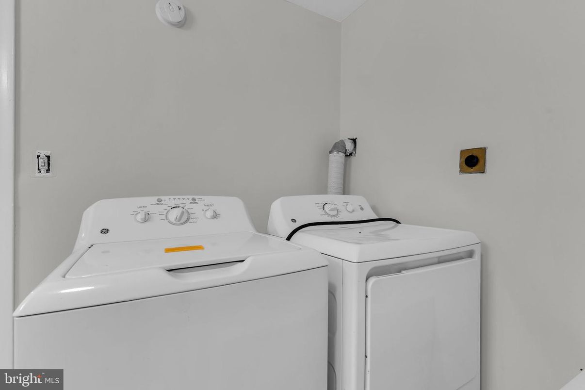 Interior, Utility Closets, Washer