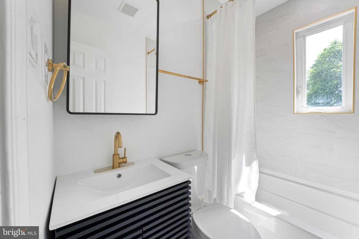 Bathroom, Interior, Marble Walls