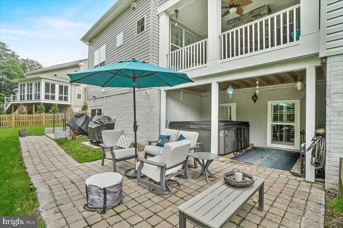 Exterior, Hot Tub
