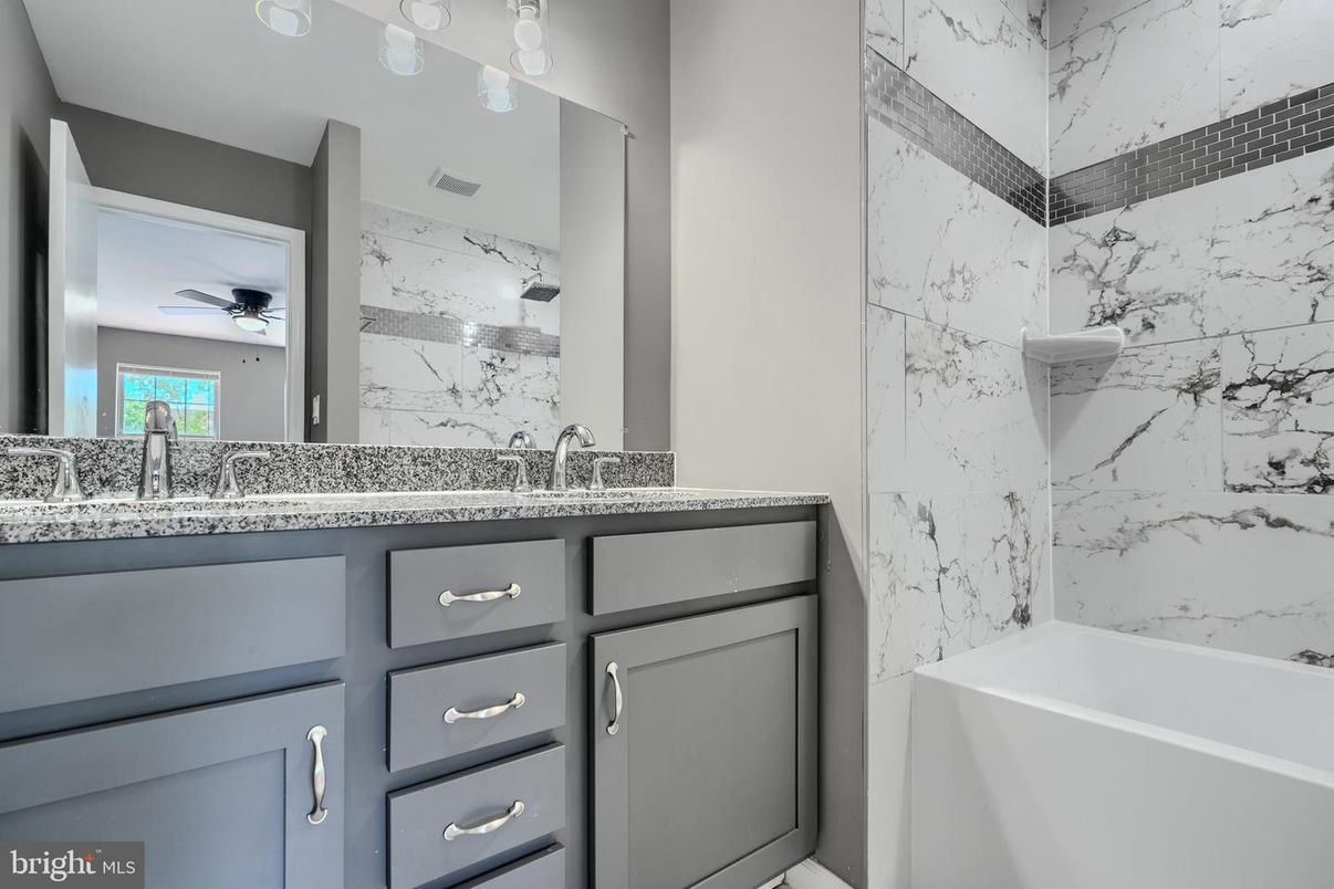 Bathroom, Interior, Marble Walls