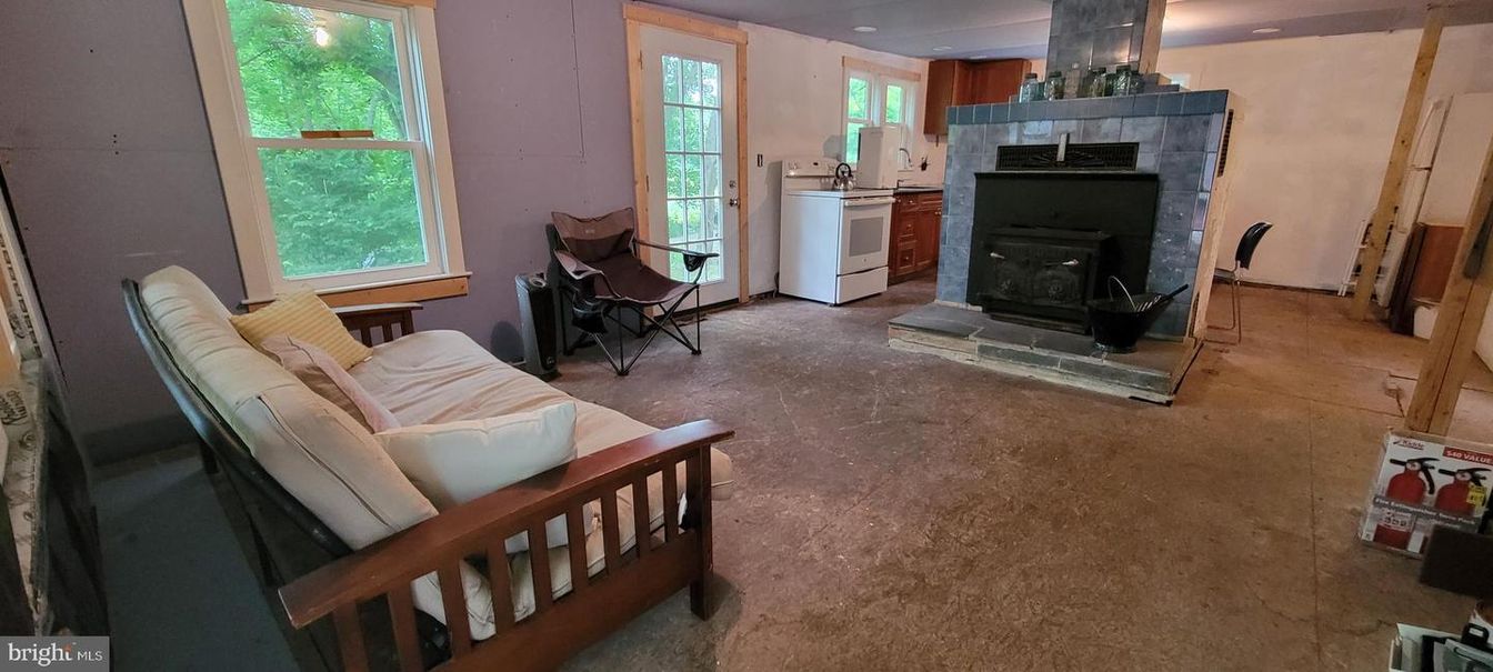 Fireplace, Interior, Recessed Lighting