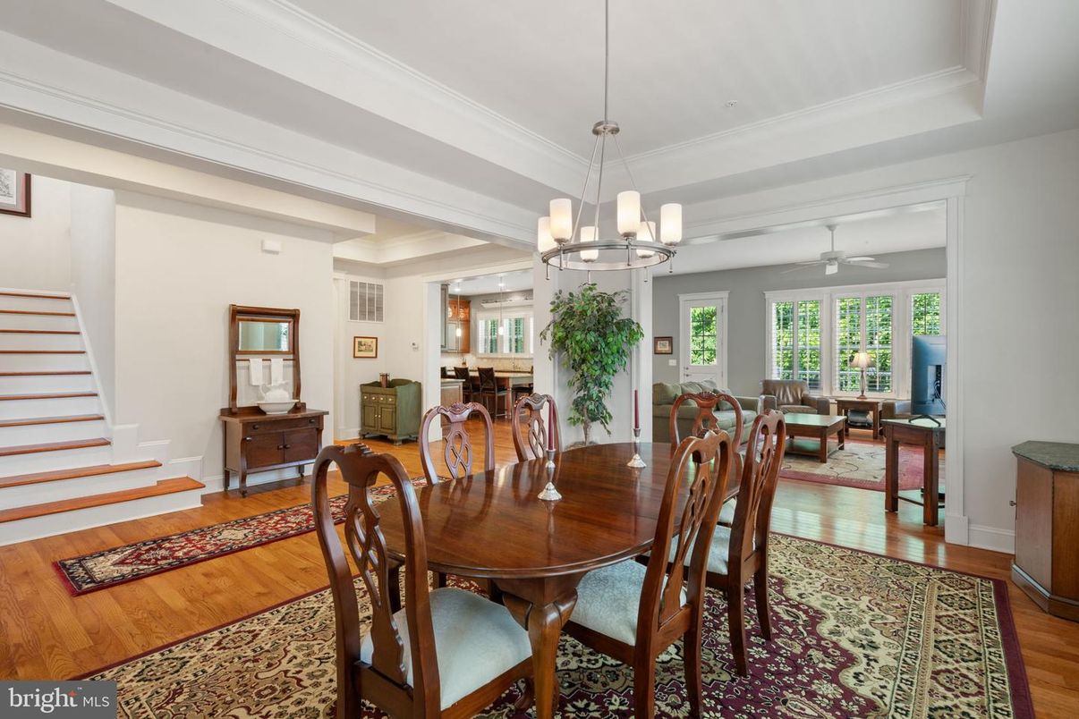 Chandelier, Dining room, Interior, Living room, Wood Texture Flooring