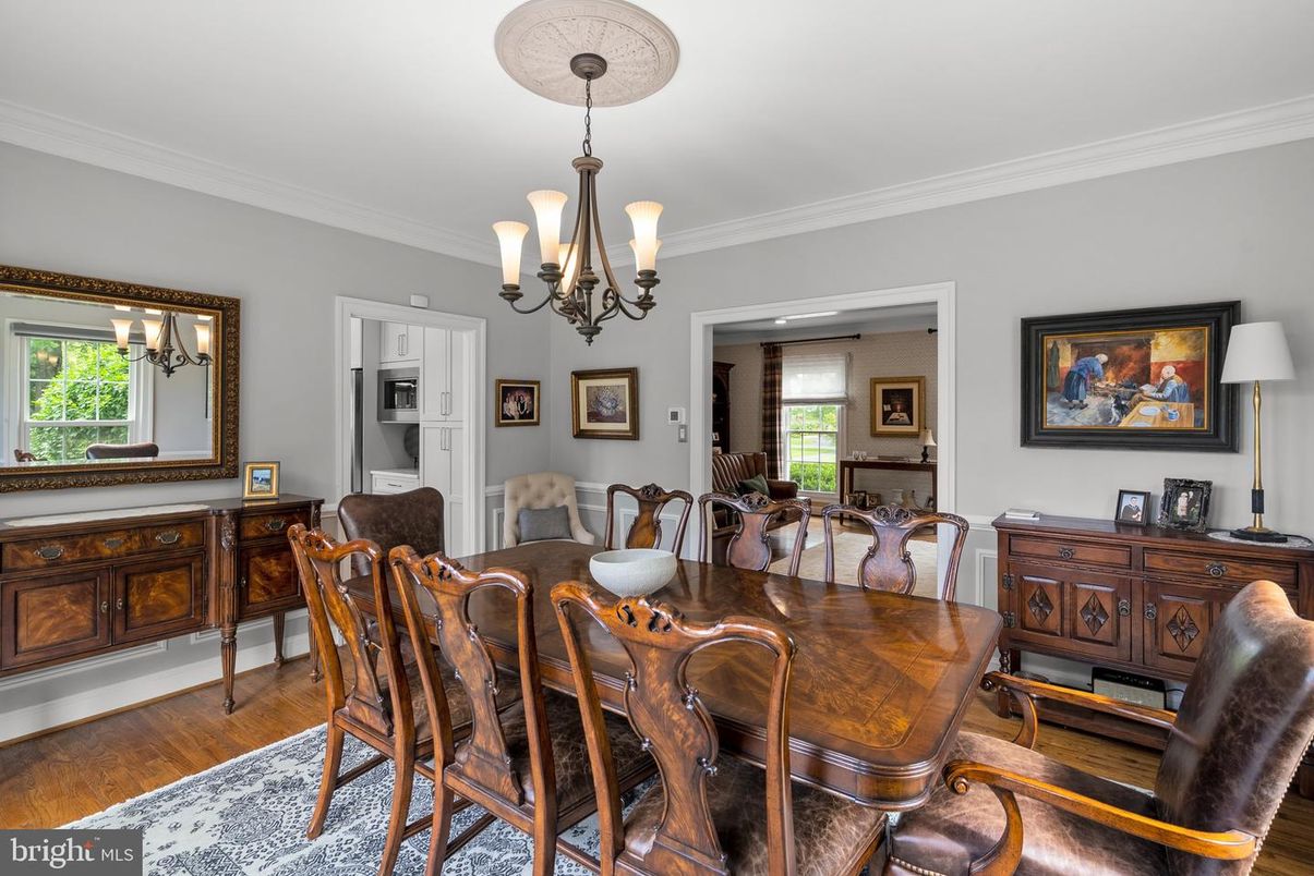 Chandelier, Dining room, Interior, Wood Texture Flooring
