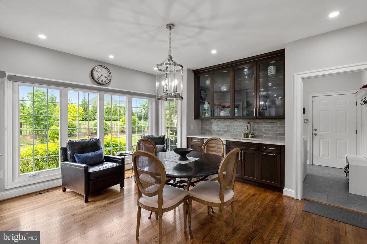Dining room, Interior, Pendant Lights, Recessed Lighting, Wood Texture Flooring