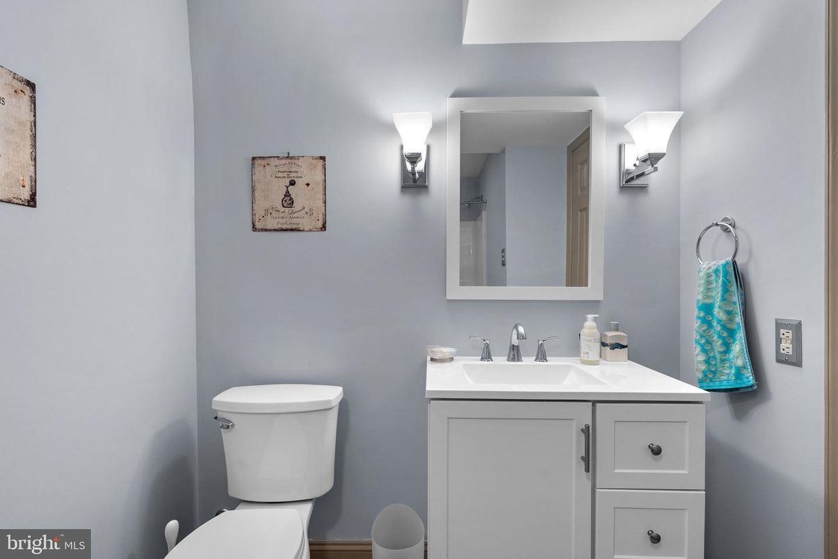 Bathroom, Interior