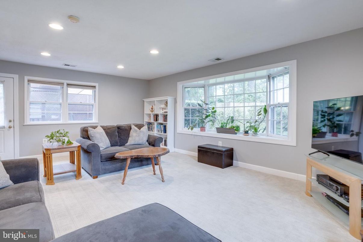 Interior, Living room, Recessed Lighting
