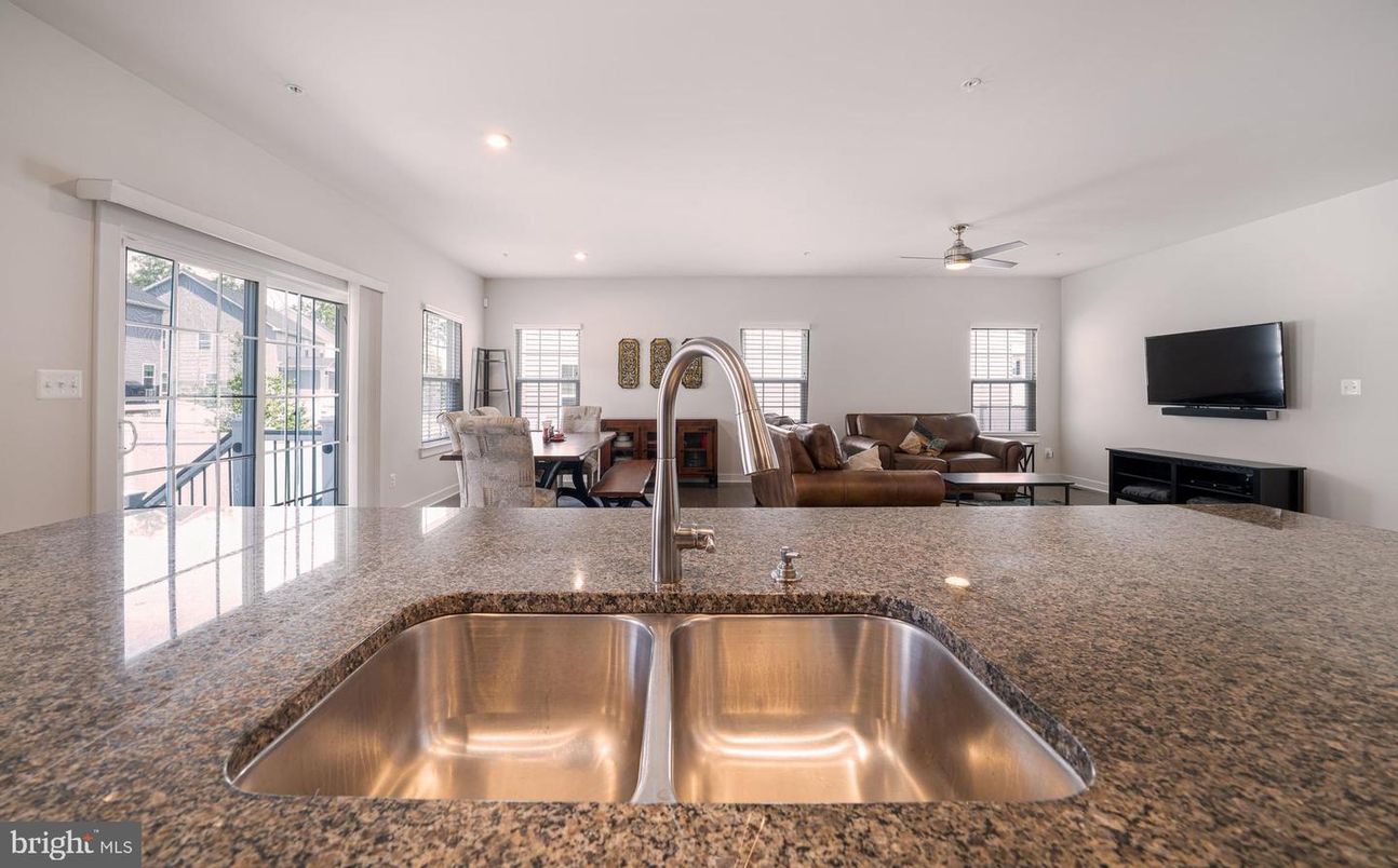 Dining room, Interior, Living room, Recessed Lighting