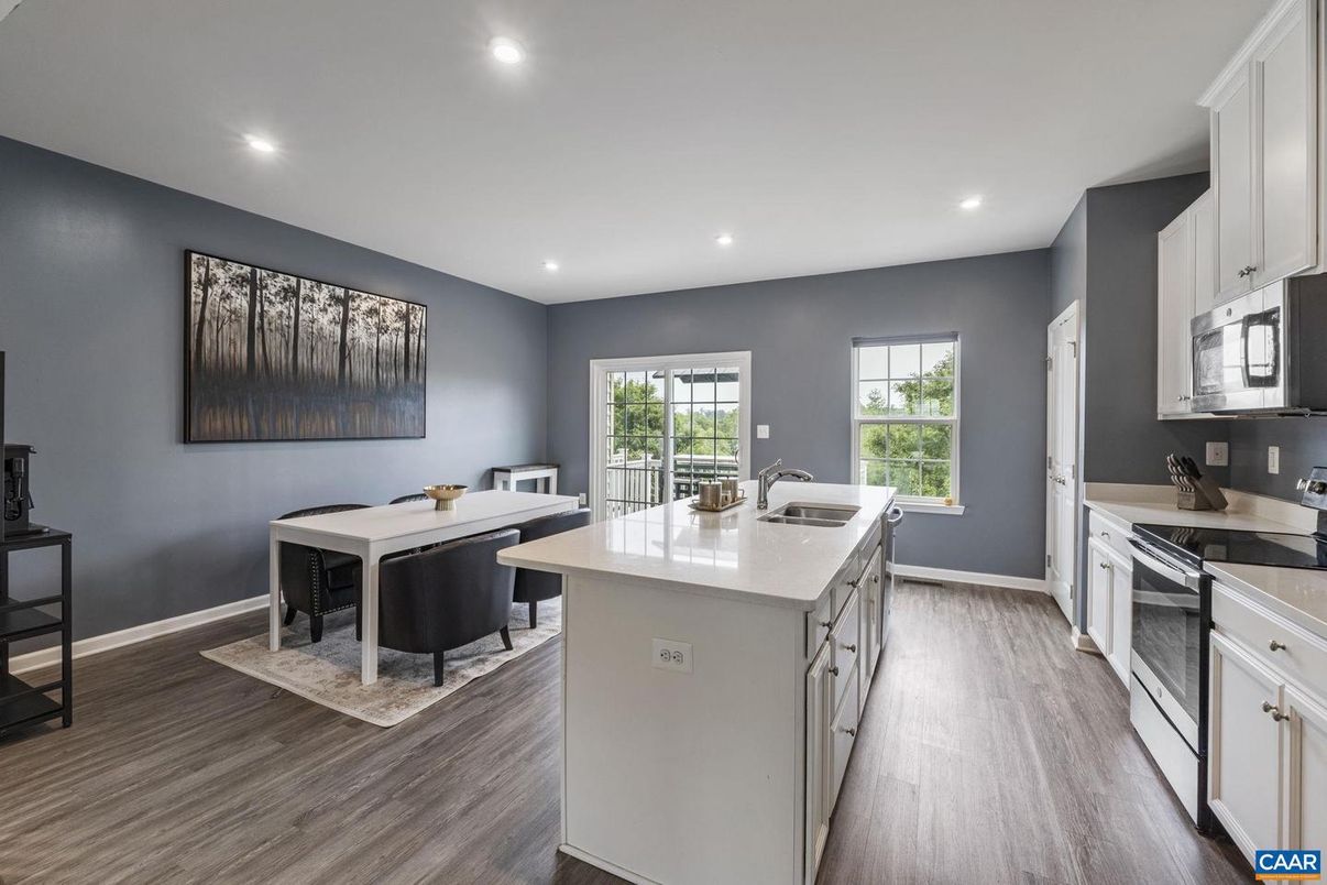 Dining room, Interior, Kitchen, Recessed Lighting, Wood Texture Flooring