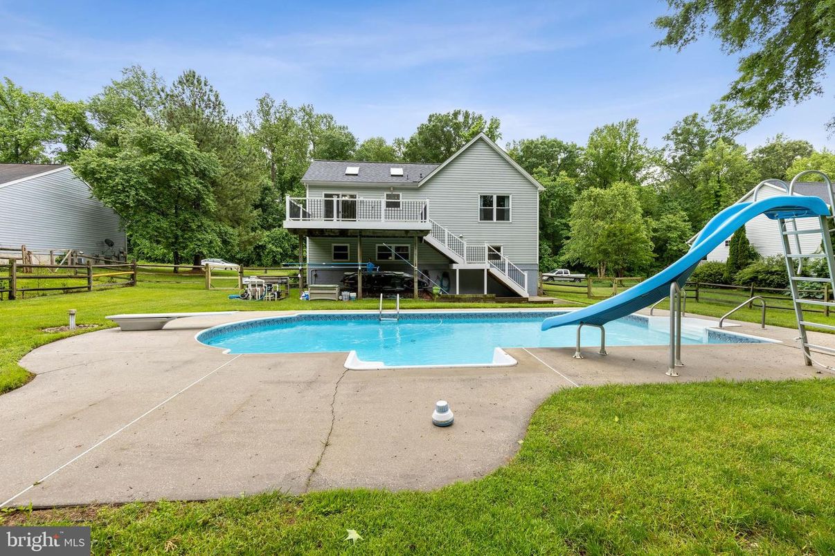 Backyard, Exterior, Playground, Pool