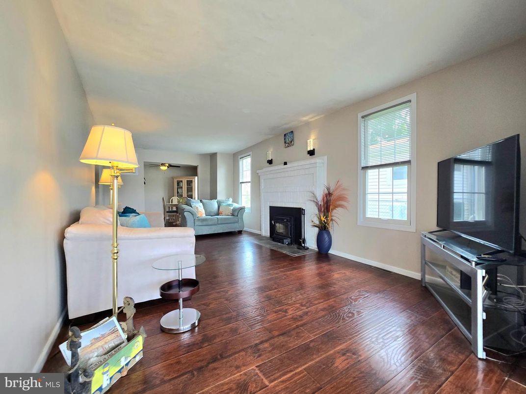 Fireplace, Interior, Living room, Wood Texture Flooring
