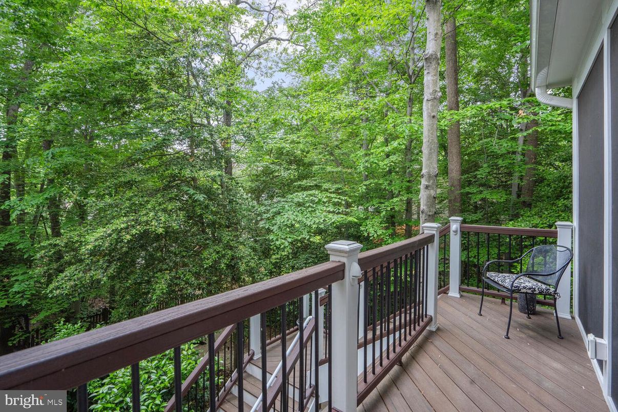 Exterior, Wood Texture Flooring