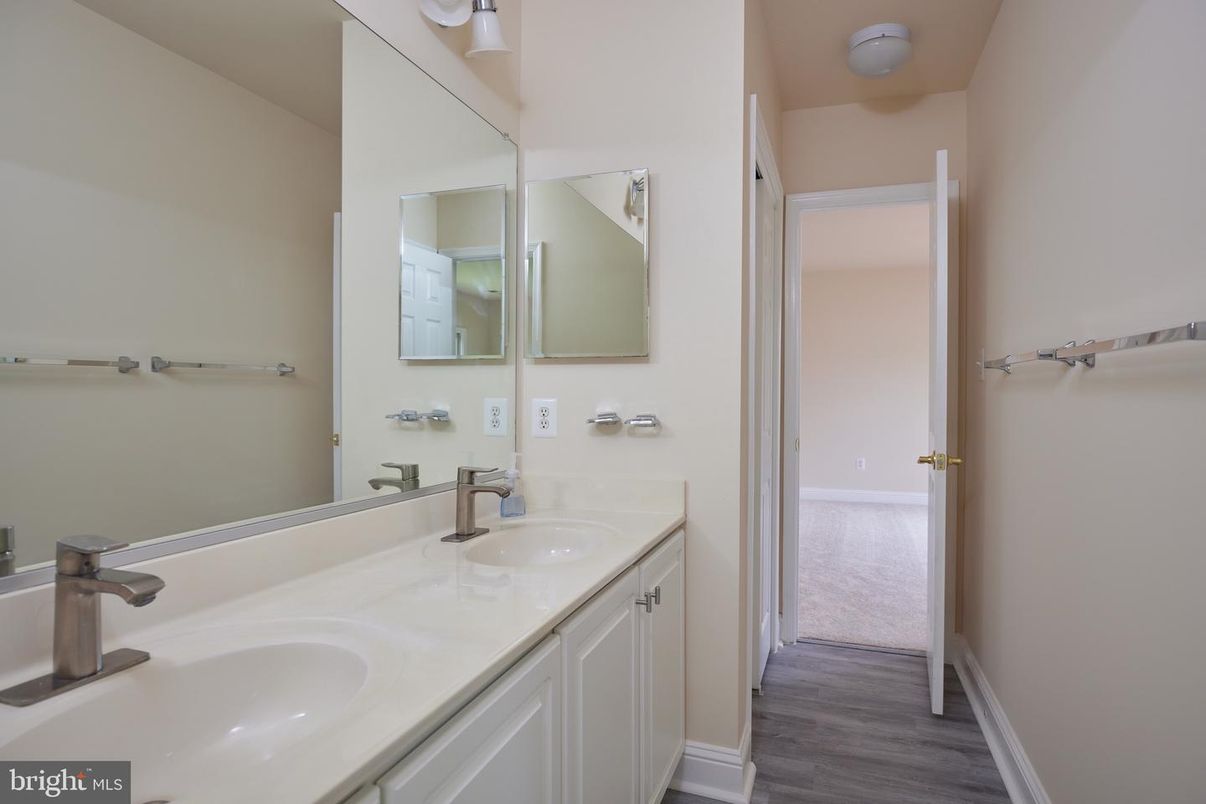 Bathroom, Dual Sink Vanities, Interior, Wood Texture Flooring