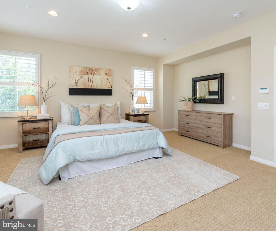 Bedroom, Interior, Recessed Lighting