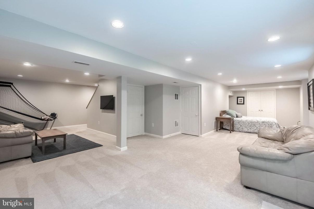 Interior, Living room, Recessed Lighting