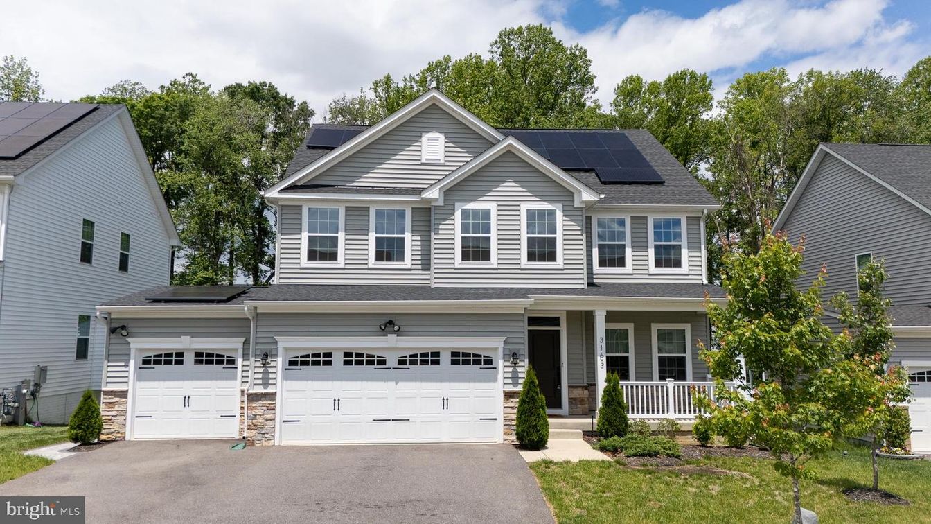 Attached, Exterior, Facade, Solar Panels, Farmhouse