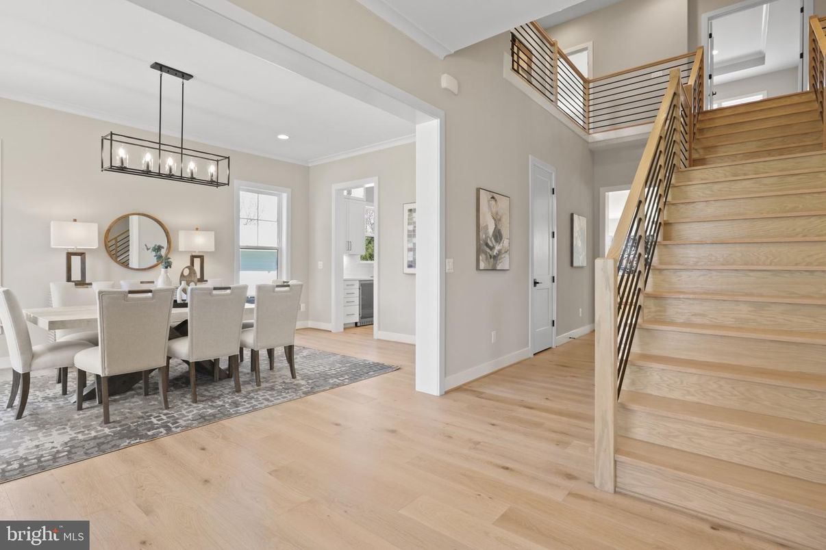 Chandelier, Dining room, Interior, Pendant Lights, Recessed Lighting, Wood Texture Flooring
