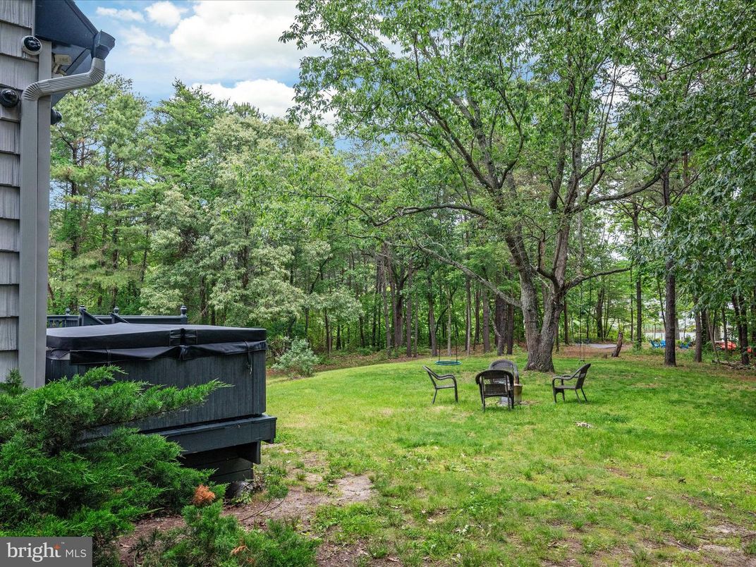 Backyard, Exterior, Hot Tub