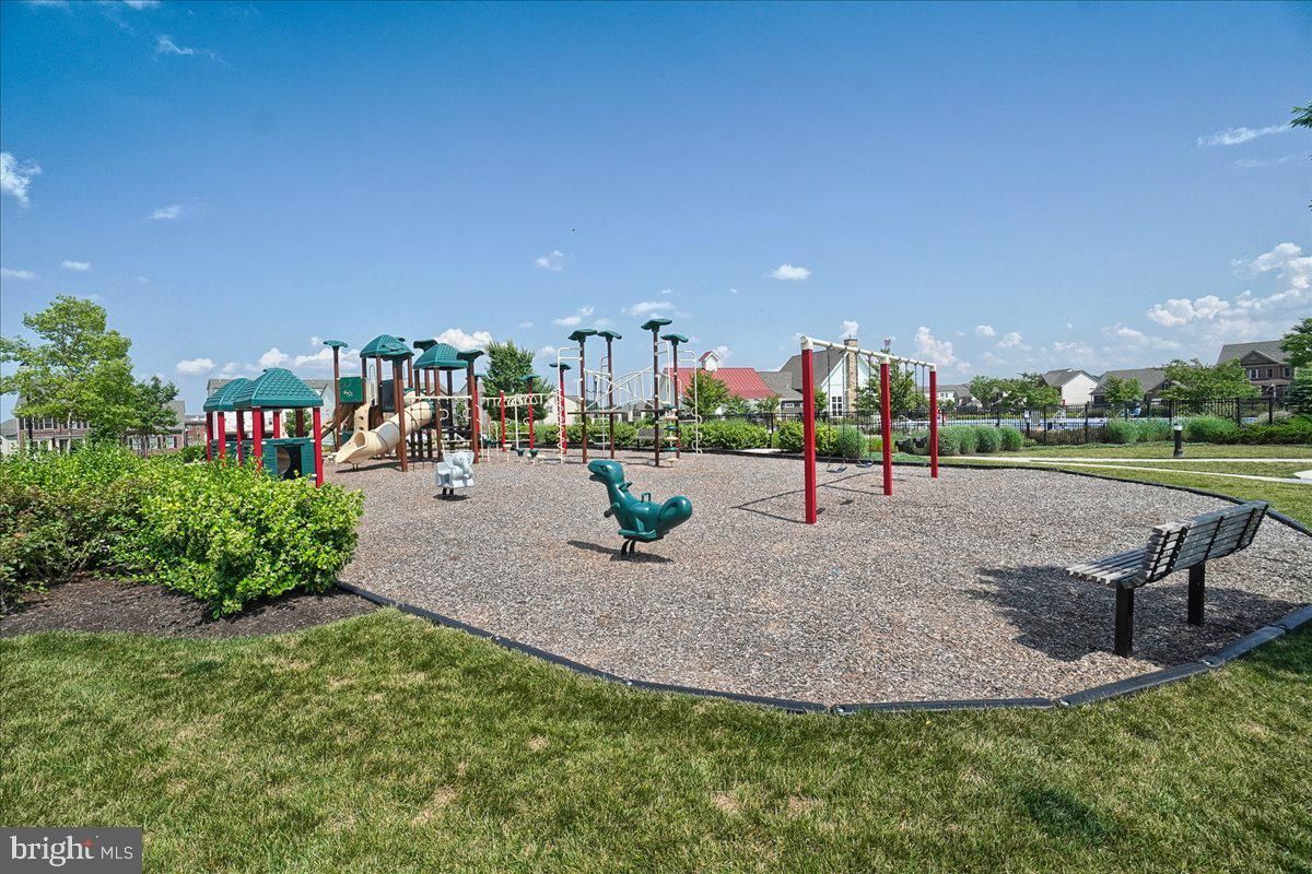 Backyard, Exterior, Playground