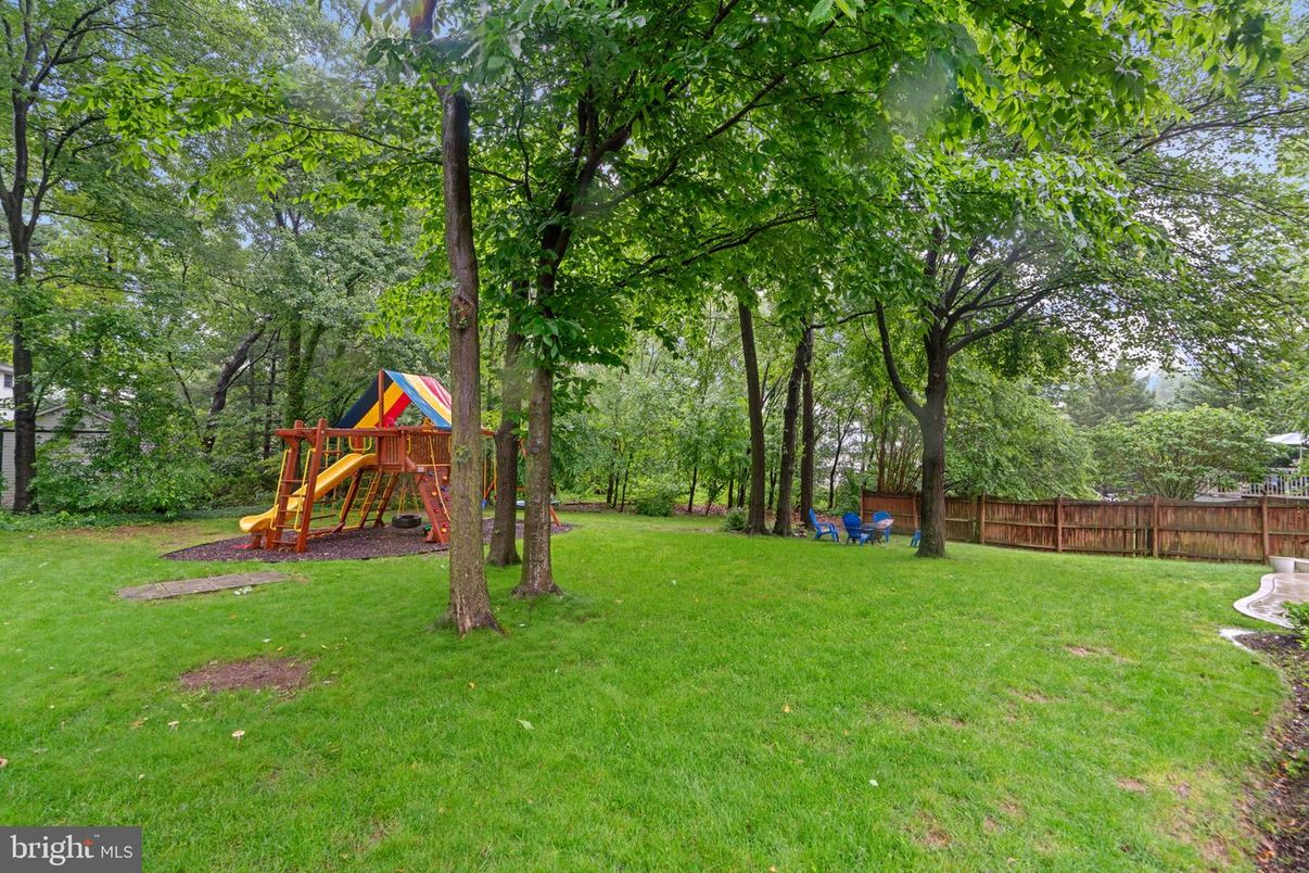 Backyard, Exterior, Playground