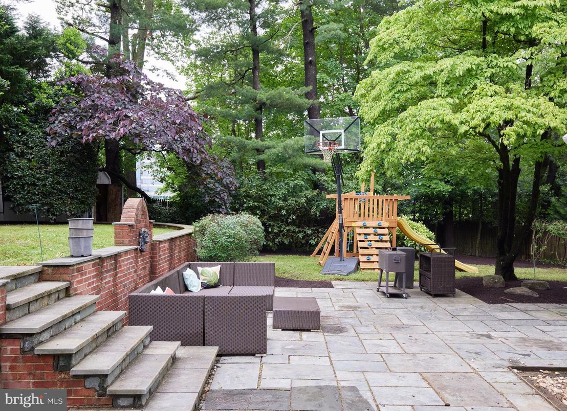 Backyard, Exterior, Playground
