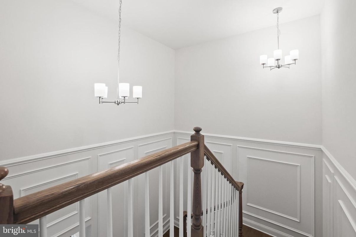 Chandelier, Interior