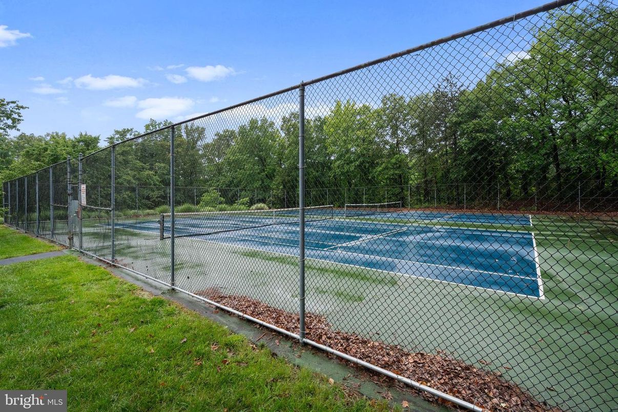 Exterior, Tennis Courts