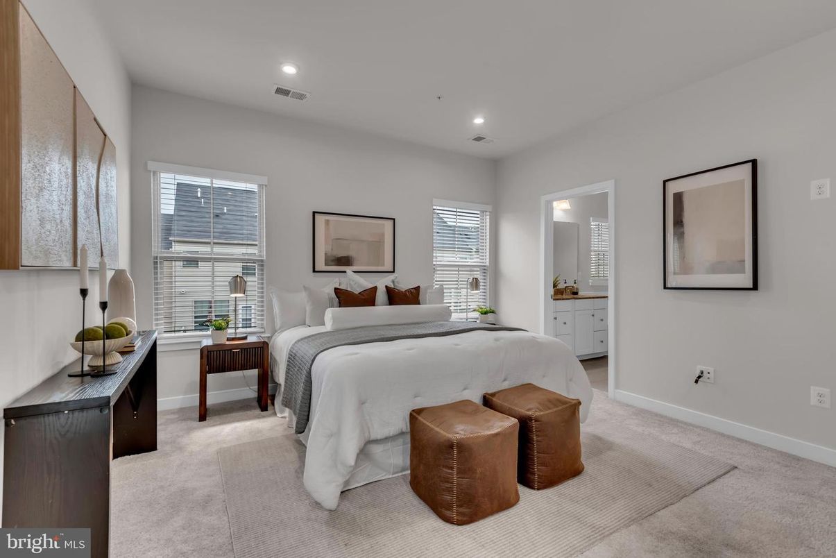 Bedroom, Interior, Recessed Lighting