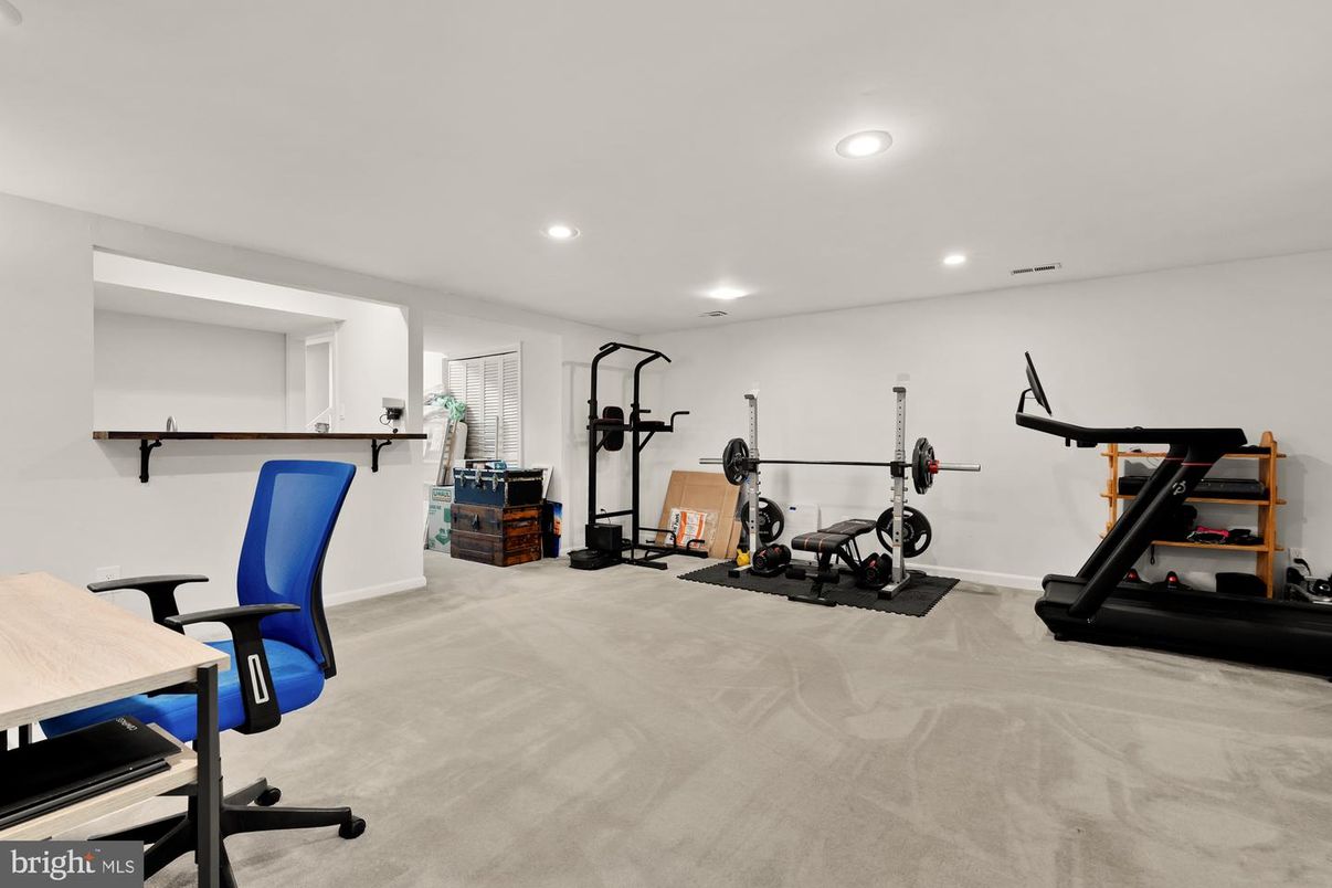 Fitness Equipment, Home Office, Interior, Recessed Lighting