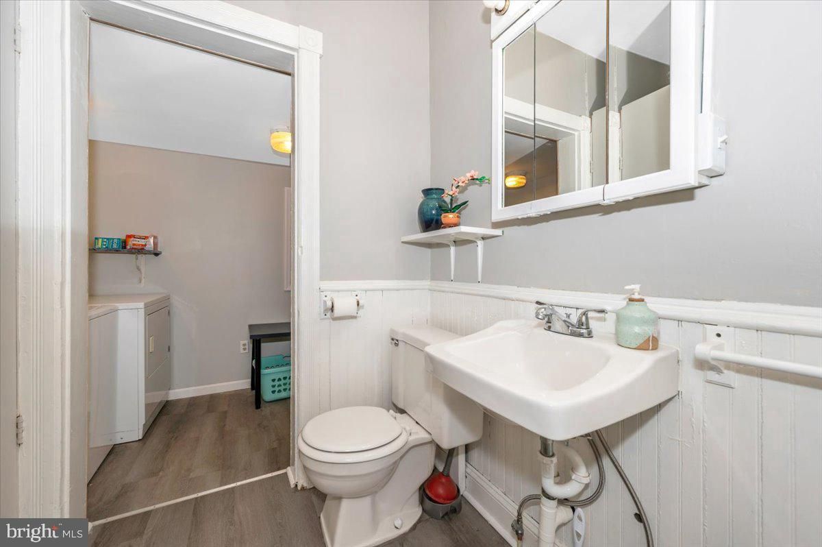 Bathroom, Interior, Washer, Wood Texture Flooring