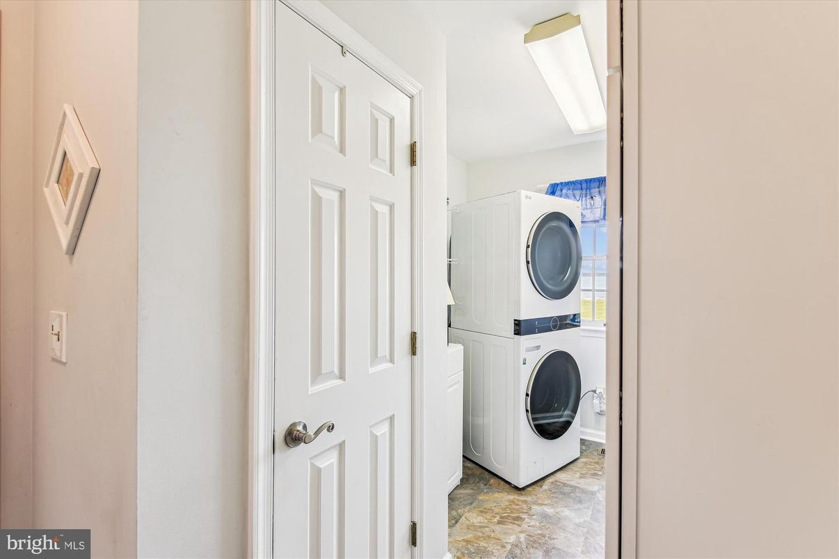Interior, Utility Closets, Washer