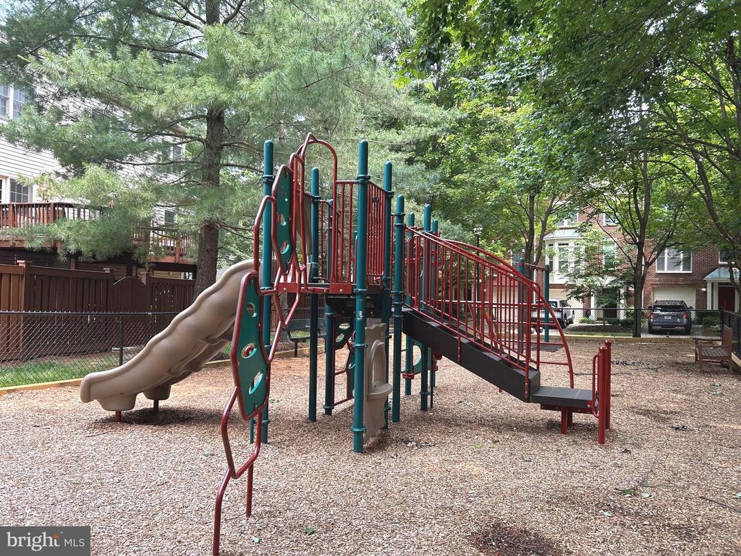 Backyard, Exterior, Playground