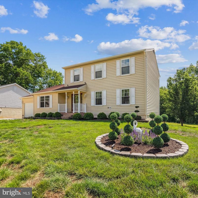 Backyard, Exterior, Facade, Georgian