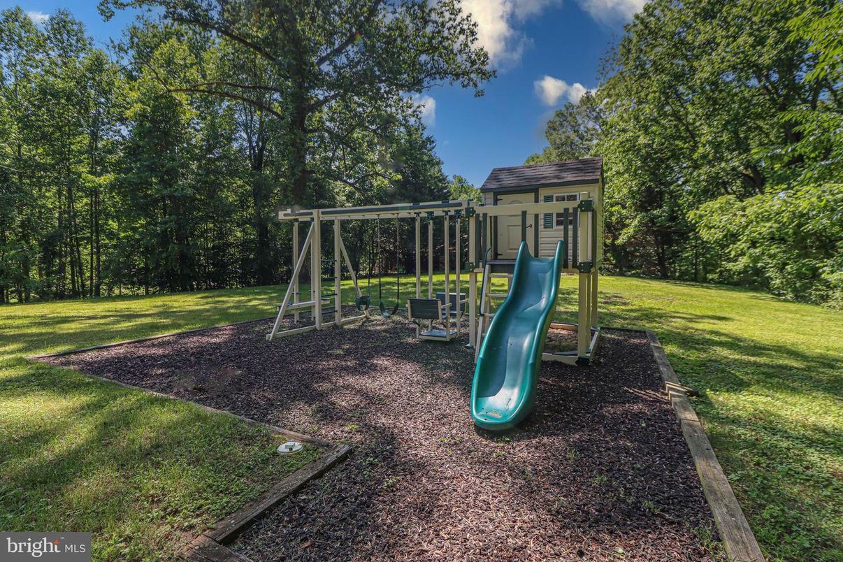 Backyard, Exterior, Playground