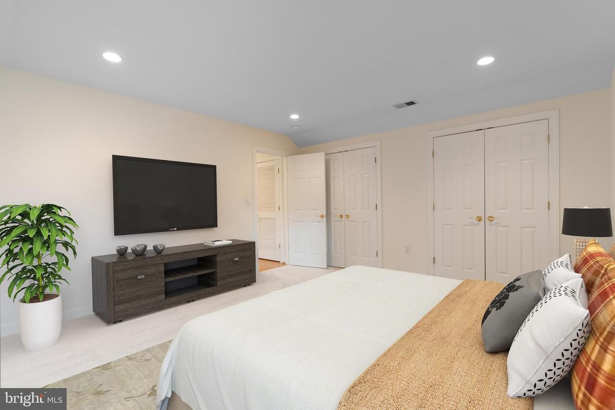 Bedroom, Interior, Recessed Lighting